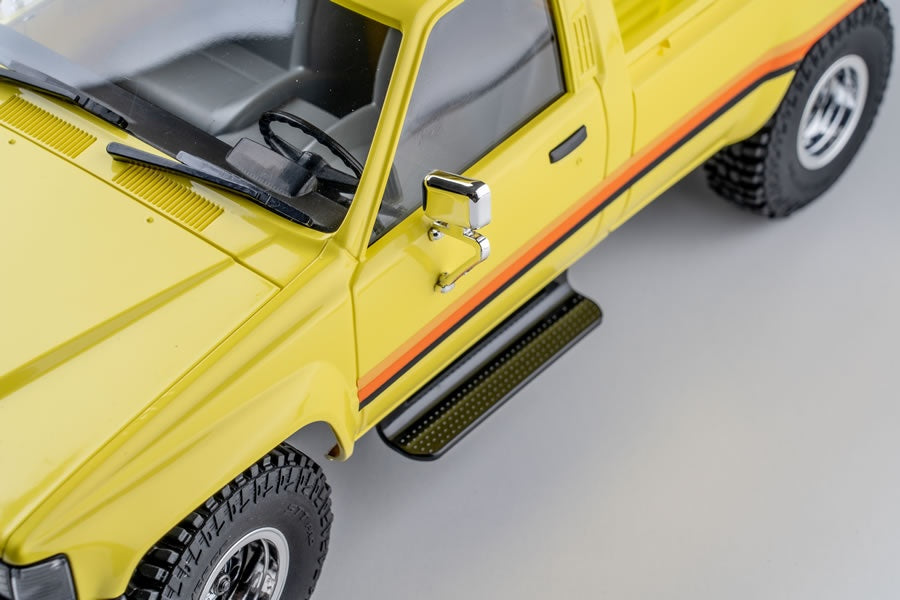 ClimbLegend™ – The 1:12 Scale RC Toyota Hilux Crawler (Limited Edition)
