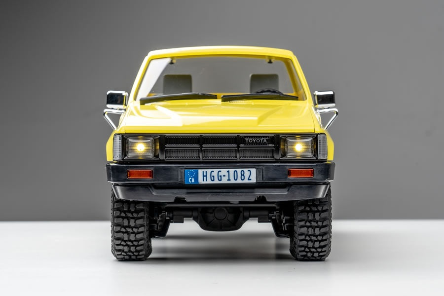 ClimbLegend™ – The 1:12 Scale RC Toyota Hilux Crawler (Limited Edition)