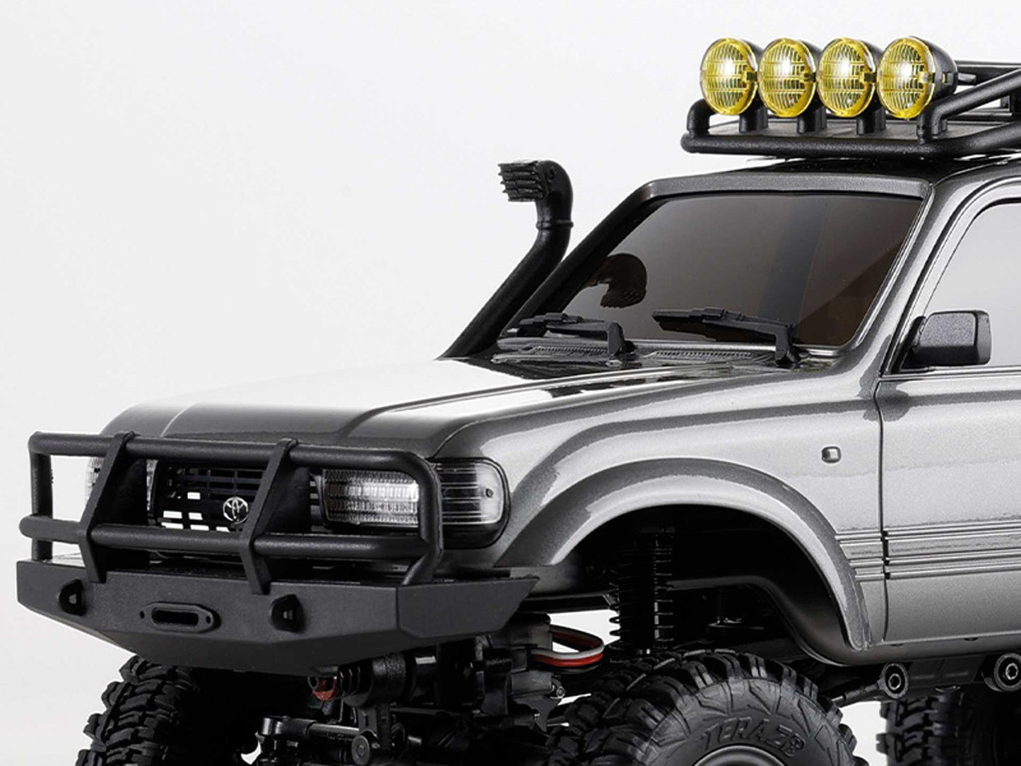 TerraLegend™ – The 1:18 Scale RC Crawler (Toyota LC80 Edition)