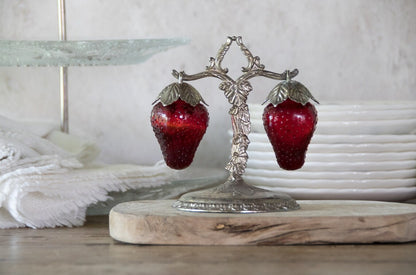 Vintage-Inspired Strawberry Salt & Pepper Shakers – Ruby Glass with Hanging Stand